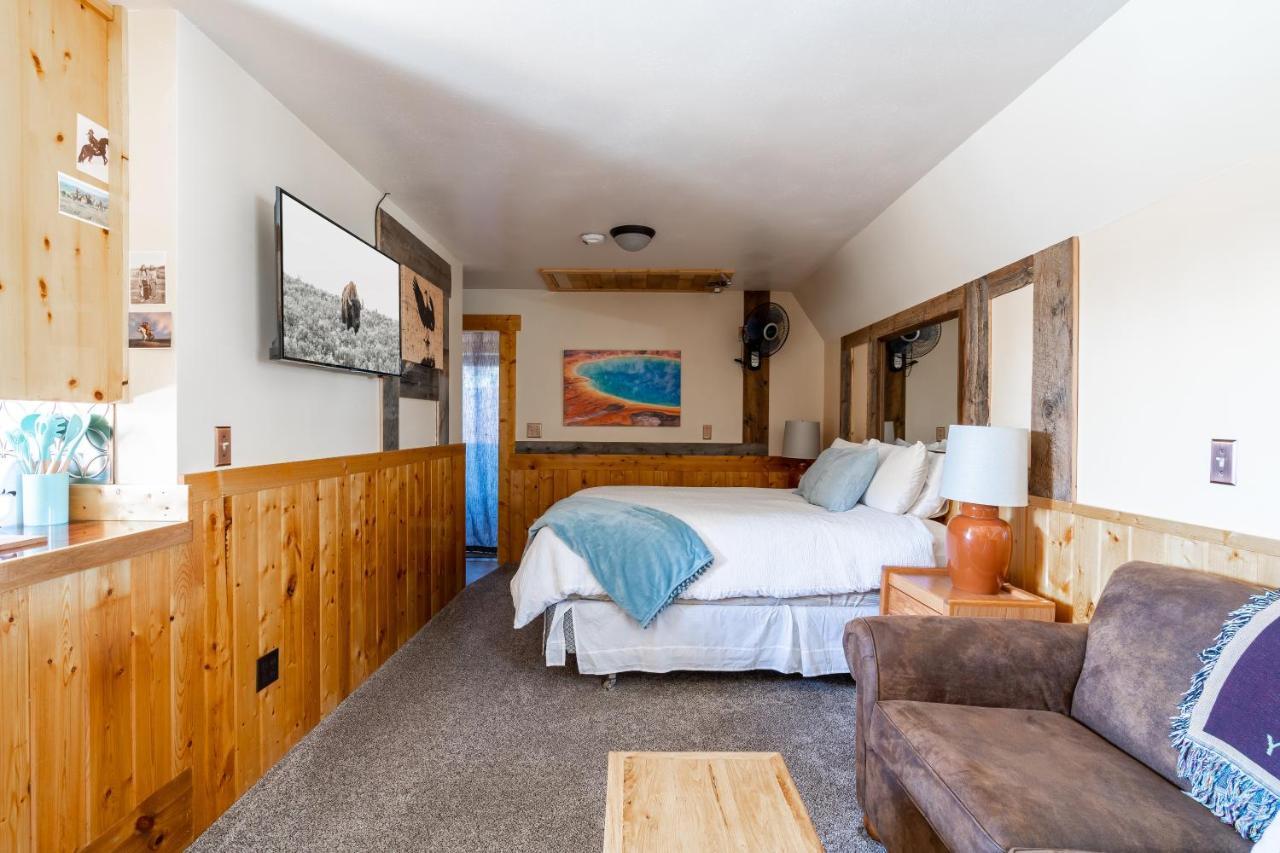 Appartamento Raven'S Heart West Yellowstone Esterno foto
